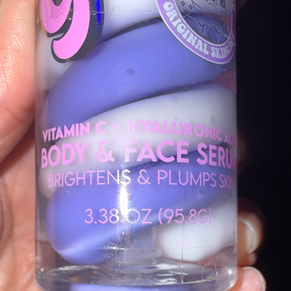 Baby Dove Moisture Cream, Berry Glowy, D’Bello Hair, ELF face brushes, keychain - Picture 5 of 8